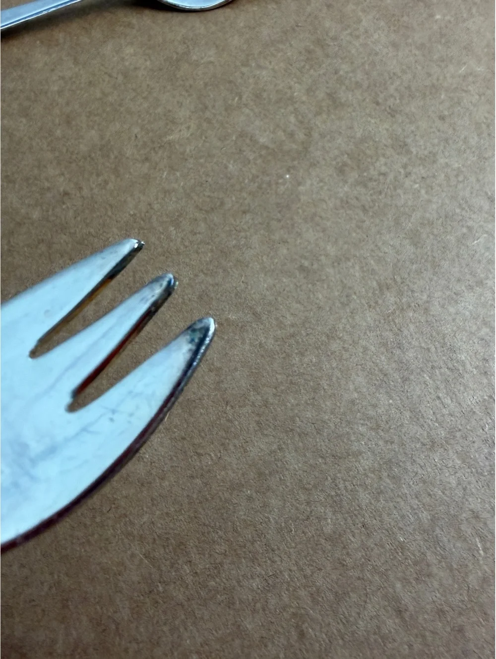 Flatwear - 3 silver plated relish type forks